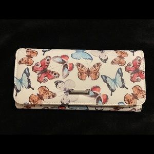 Butterfly Print Safekeeper Wallet w/ Labeled Pockets